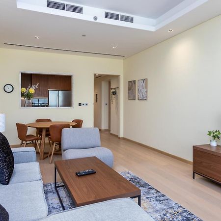 Modern 1Br Apartment, High Floor, Near Dubai Mall Екстер'єр фото