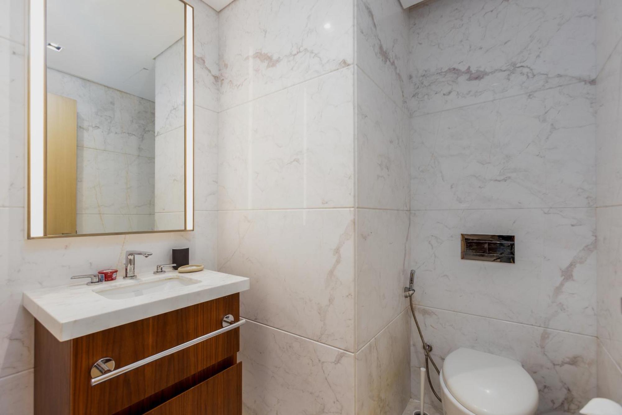 Modern 1Br Apartment, High Floor, Near Dubai Mall Екстер'єр фото