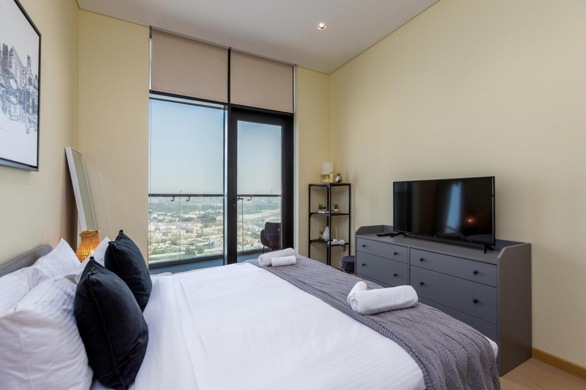 Modern 1Br Apartment, High Floor, Near Dubai Mall Екстер'єр фото