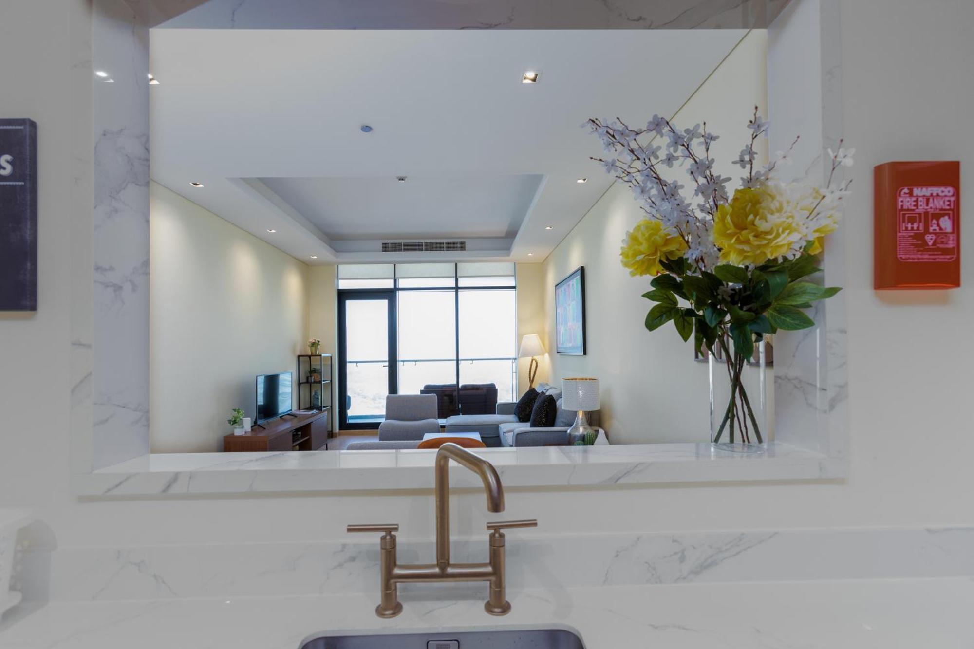 Modern 1Br Apartment, High Floor, Near Dubai Mall Екстер'єр фото